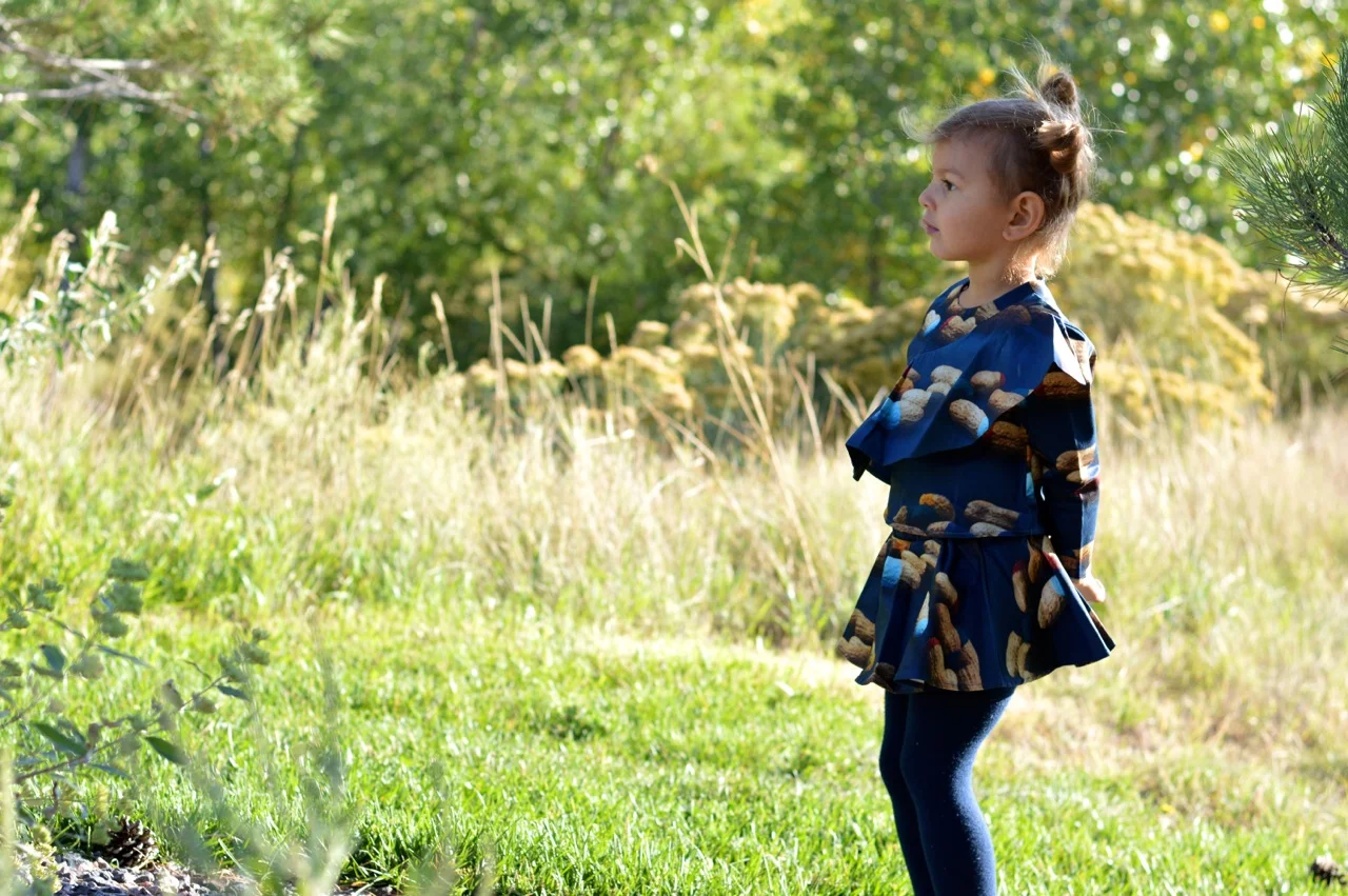 Wolf and Rita Peanut Outfit 20.jpg
