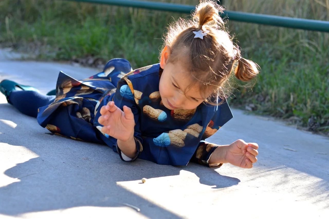 Wolf and Rita Peanut Outfit 43.jpg