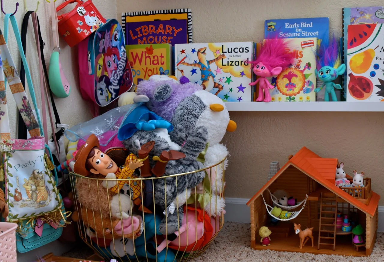 Toddler Girl Bedroom 7.jpg