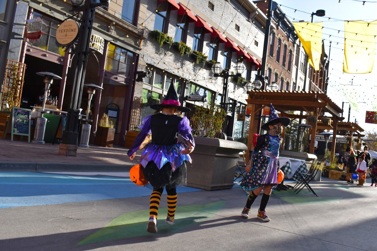 Halloween 2020 on Larimer Square Denver 5.jpg
