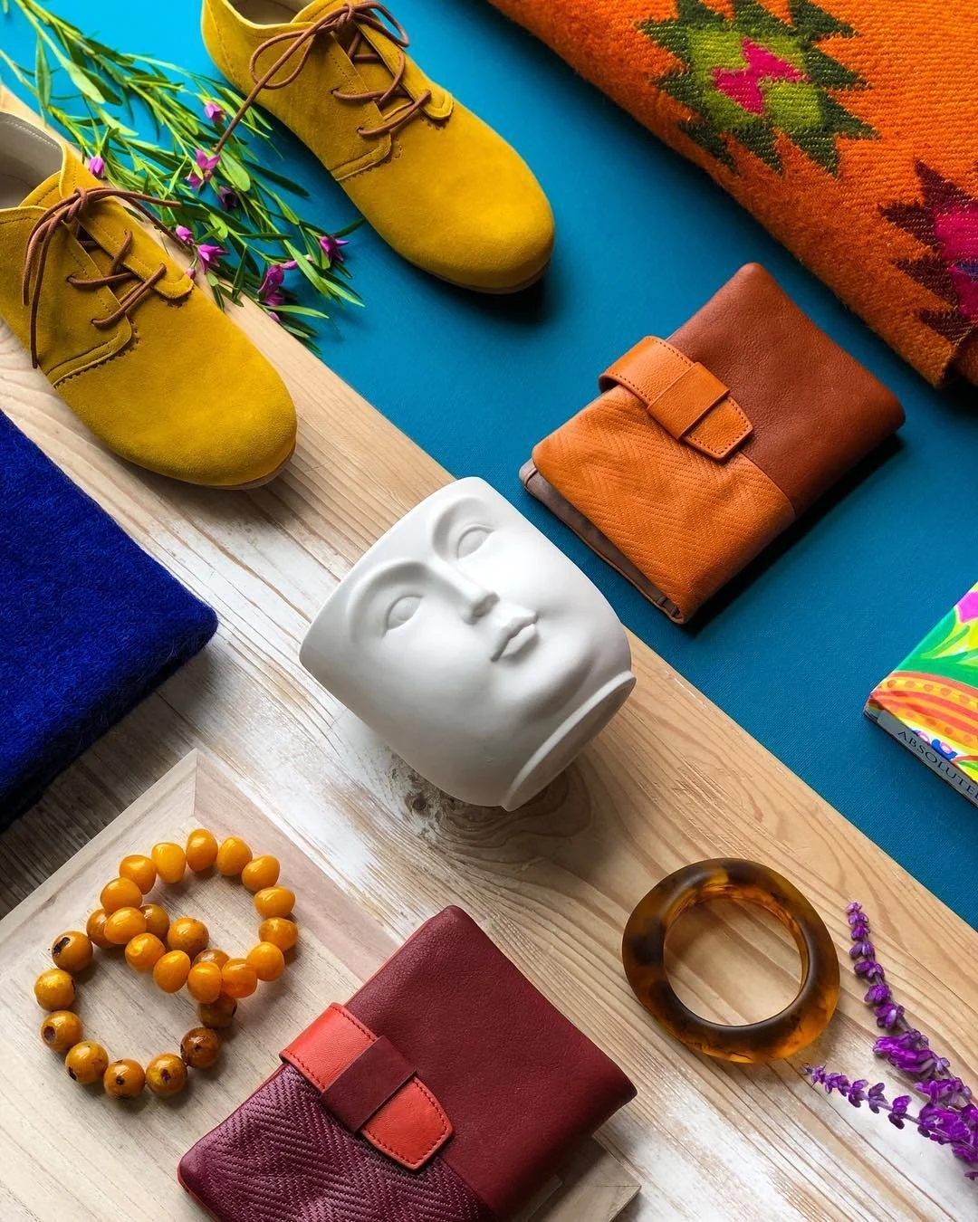 Autumn colour shoot featuring Australian faves Nancybird Design (@nancybirddesign) and Elk The Label (@elkthelabel) 🌈
.
.
Styled and photographed by @rabbitandboy