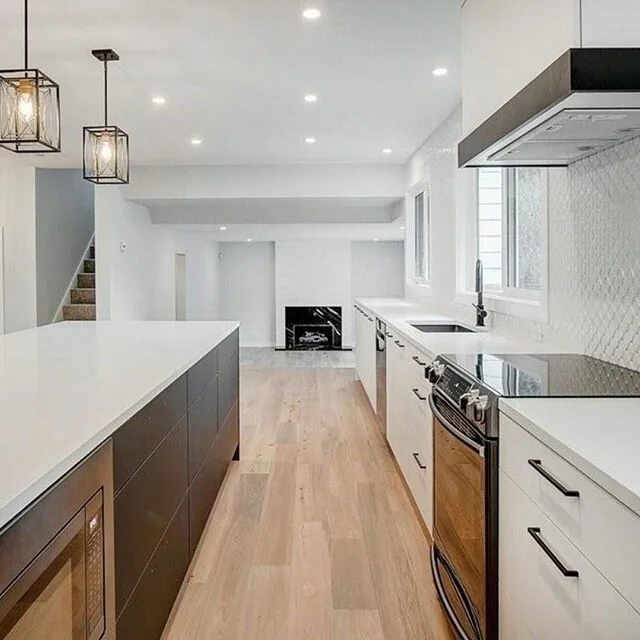 If you are interested in a #kitchenreno or looking to declutter your home, sign up for our monthly newsletter today and receive tips, #inspo and more, straight to your inbox! Link in bio. #SencilloYYC #SimplifyYourLife

#interiorsofinsta #designyourh