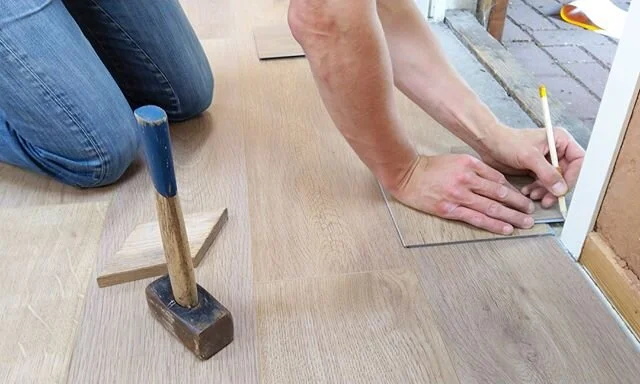 There are many projects that you can do in your #home that increase the value, improve the layout and make you fall back in love with your space. This summer, treat your home inside and out with these #homereno projects. Read our latest #blog today. 