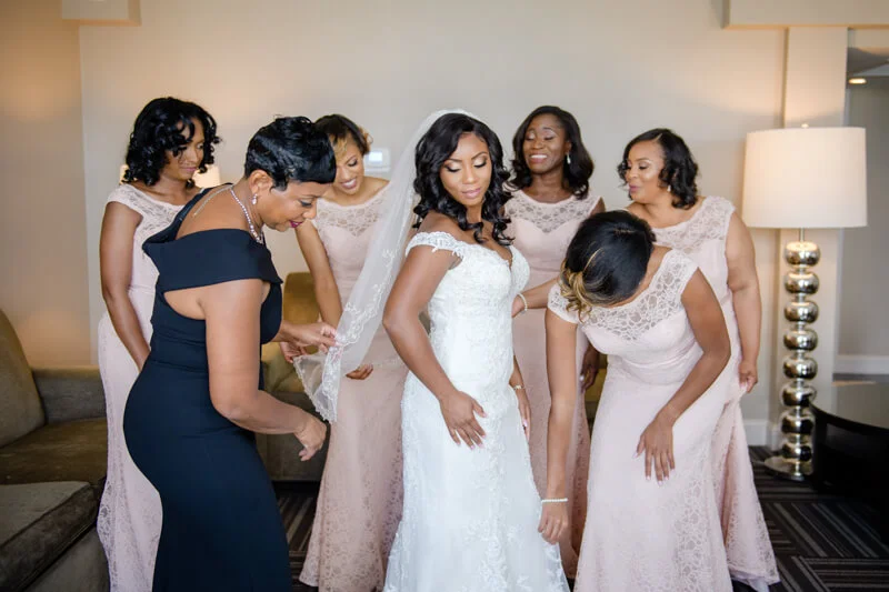 doubletree-by-hilton-raleigh-wedding-photos-5.jpg