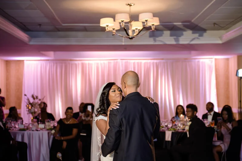 doubletree-by-hilton-raleigh-wedding-photos-12.jpg