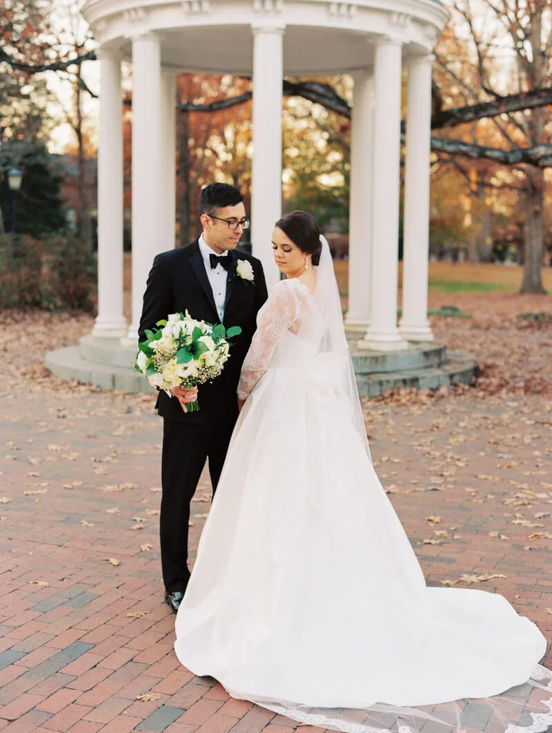 winter-chapel-hill-wedding-raleigh-nc-13.jpg