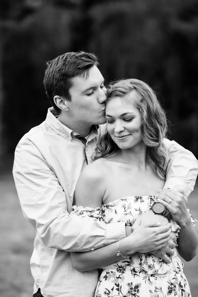 downtown-raleigh-engagement-photos-11.jpg