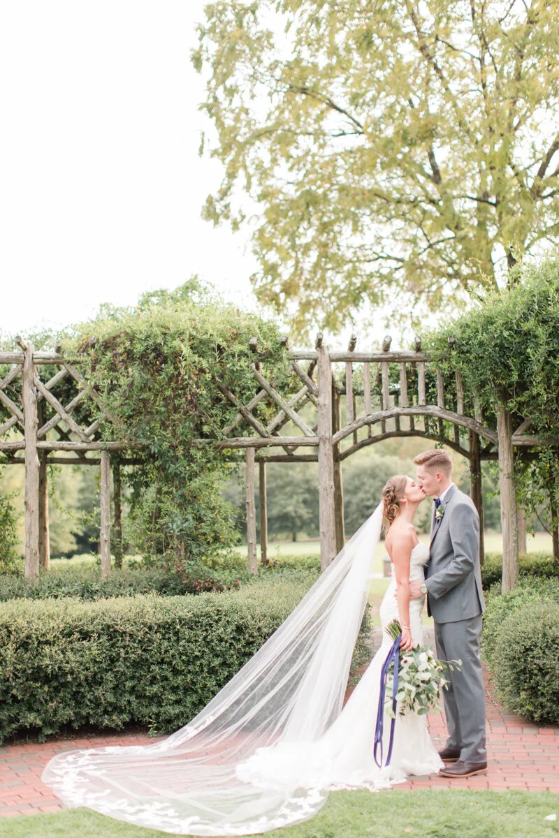 pinehurst-nc-arboretum-wedding_-20.jpg