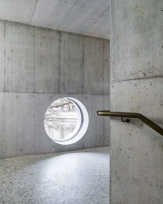 archaic_christgantenbein_swissnationalmuseum6