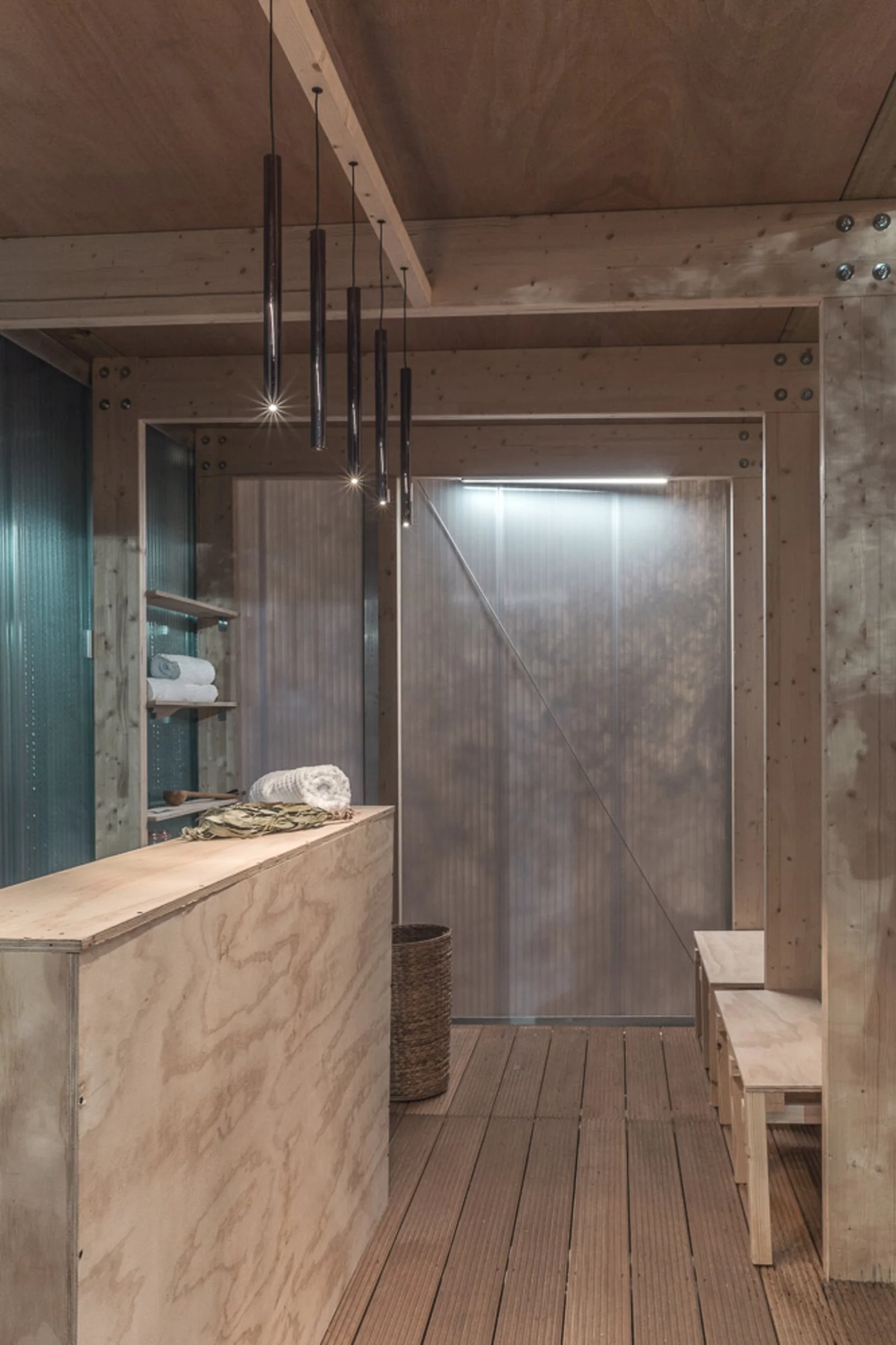 archaic_FinnishRooftopSauna_11.jpg