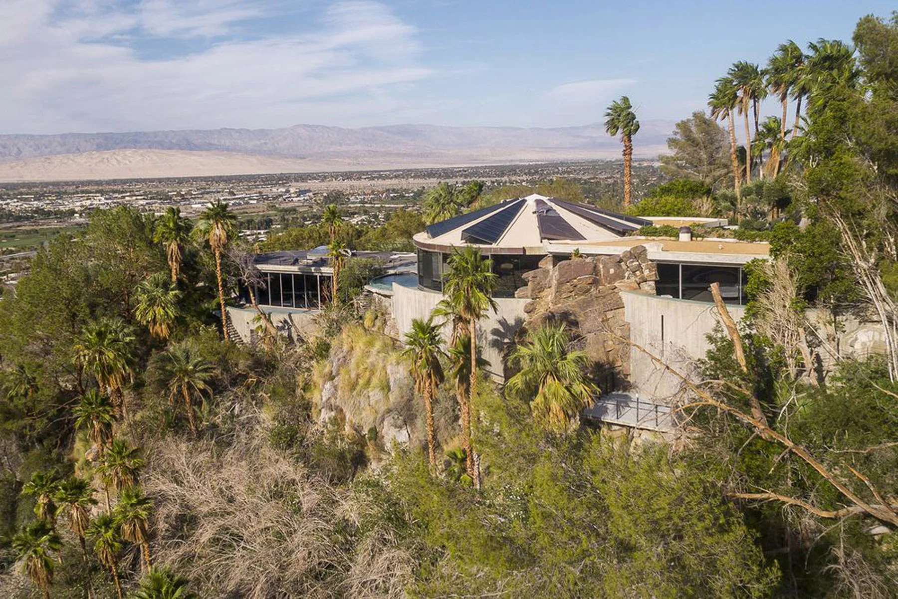 archaic_JohnLautner_7.jpg