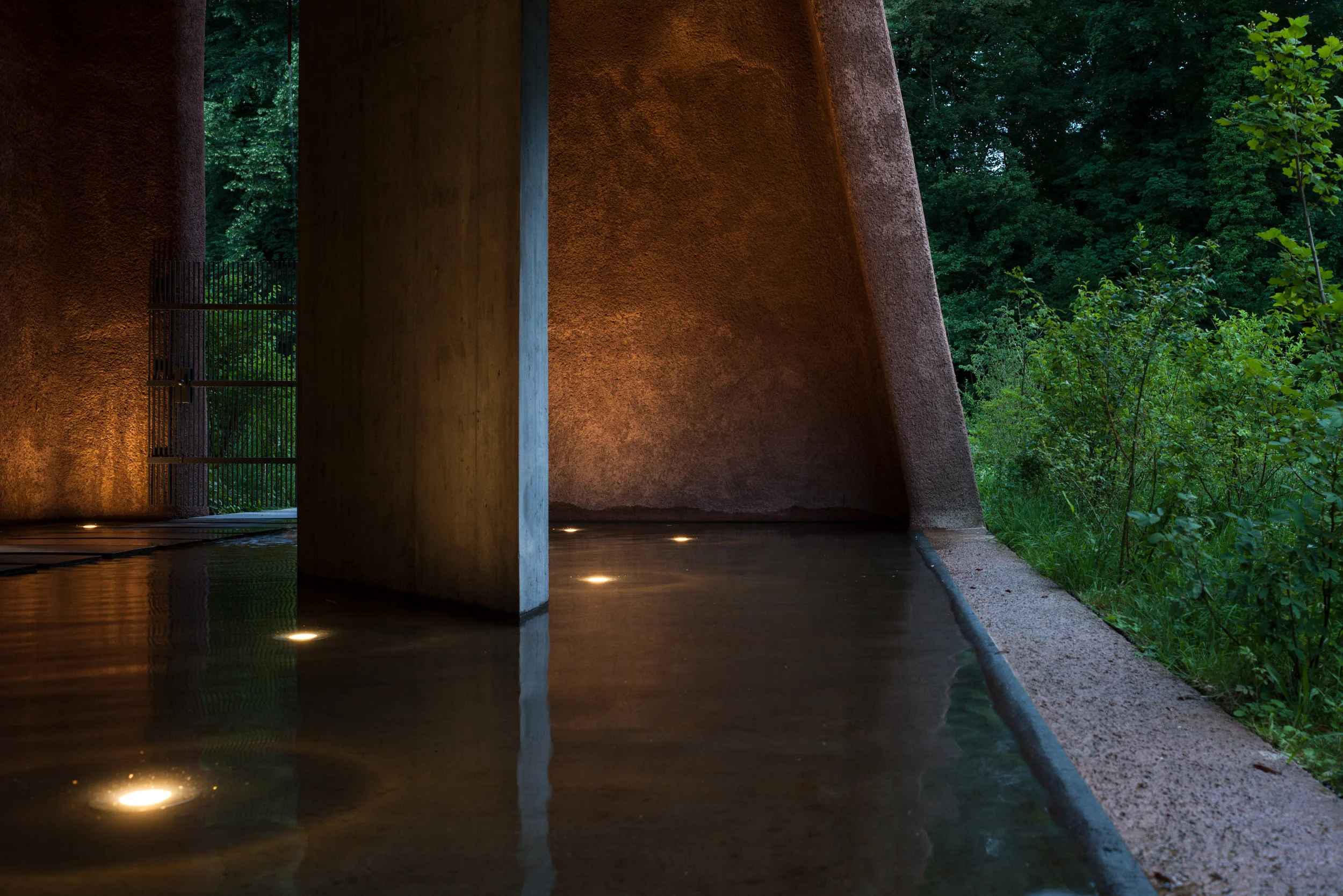 archaic_OppenheimArchitecture_WaterPurificationRock_25.jpg