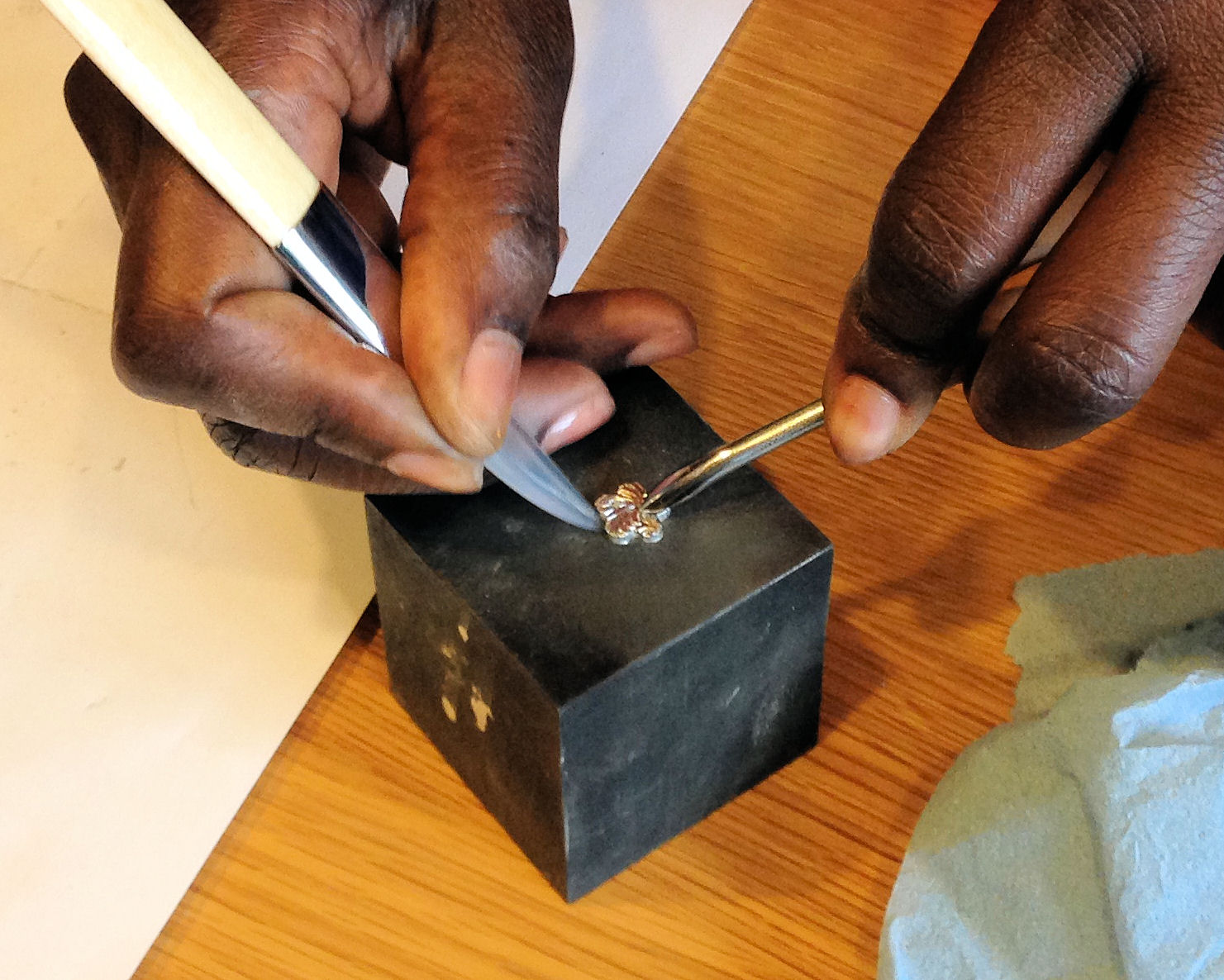 Polishing flower earring.jpg