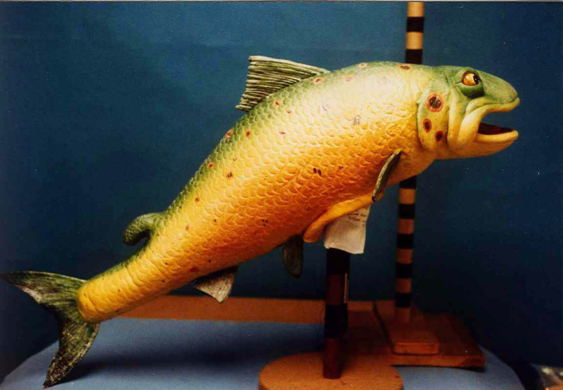 fish puppet.jpg