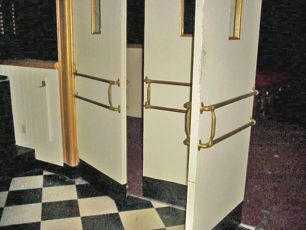 SORG HOUSE_INTERIOR_ENTRY_DOORS_B.jpg