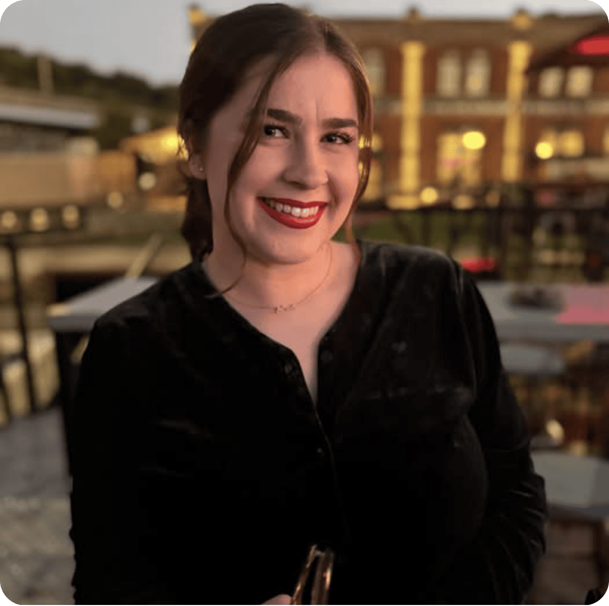 Leslie Liebenau, Kindergarten + First Grade
