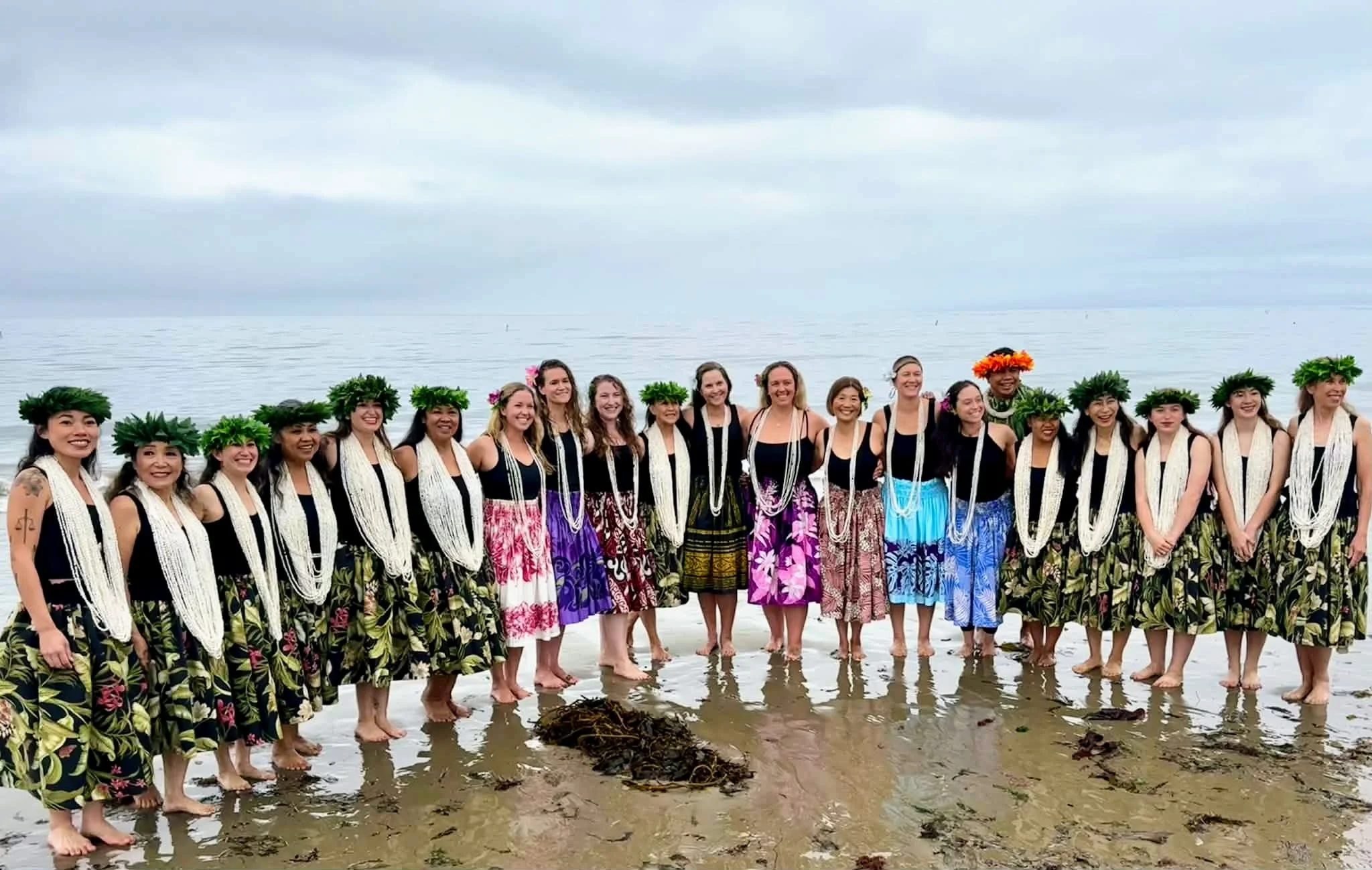 HULA ANYONE AND SBOCC RIG RUN PADDLERS.jpeg