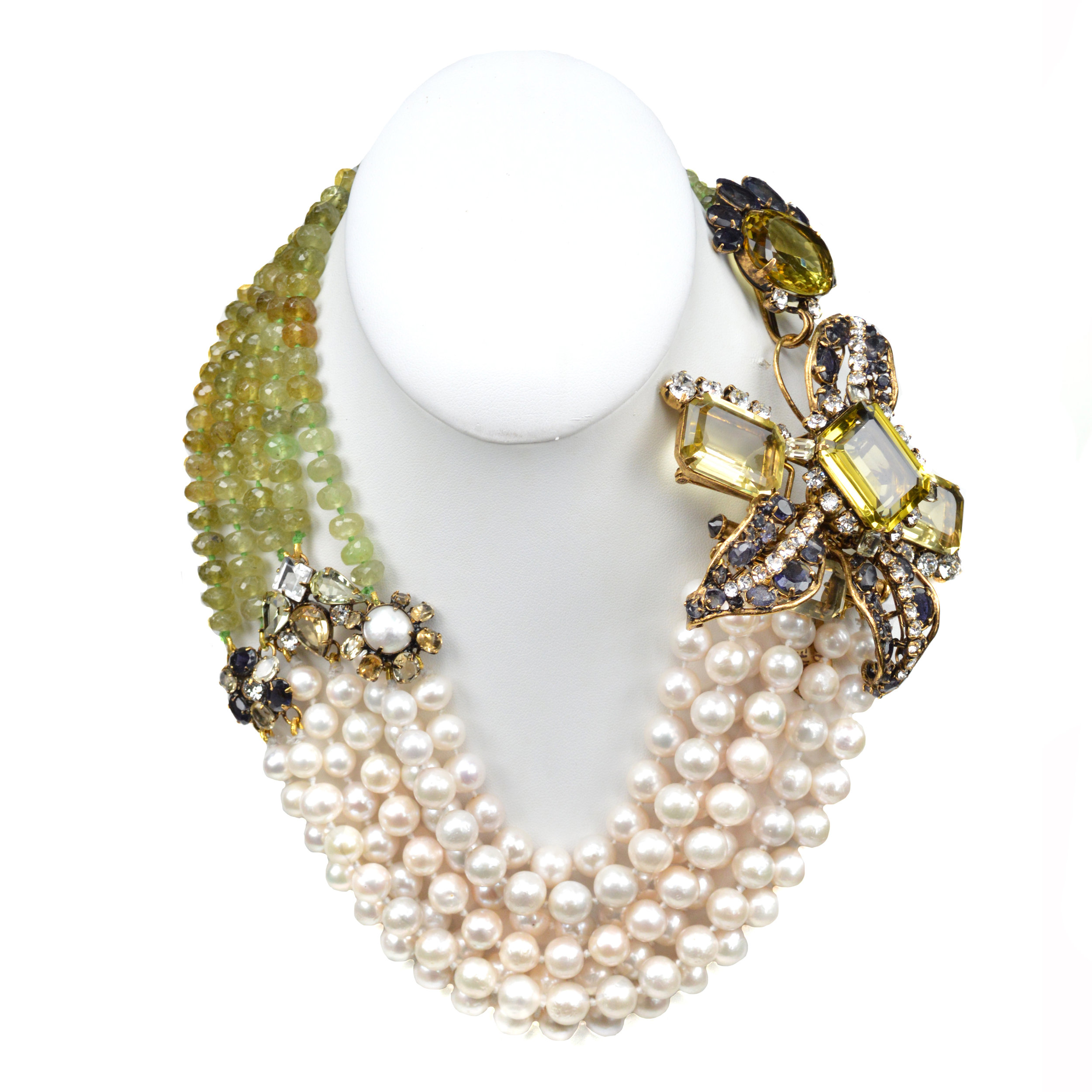 Pearl Orchid Choker with Pin (CH1F-81)