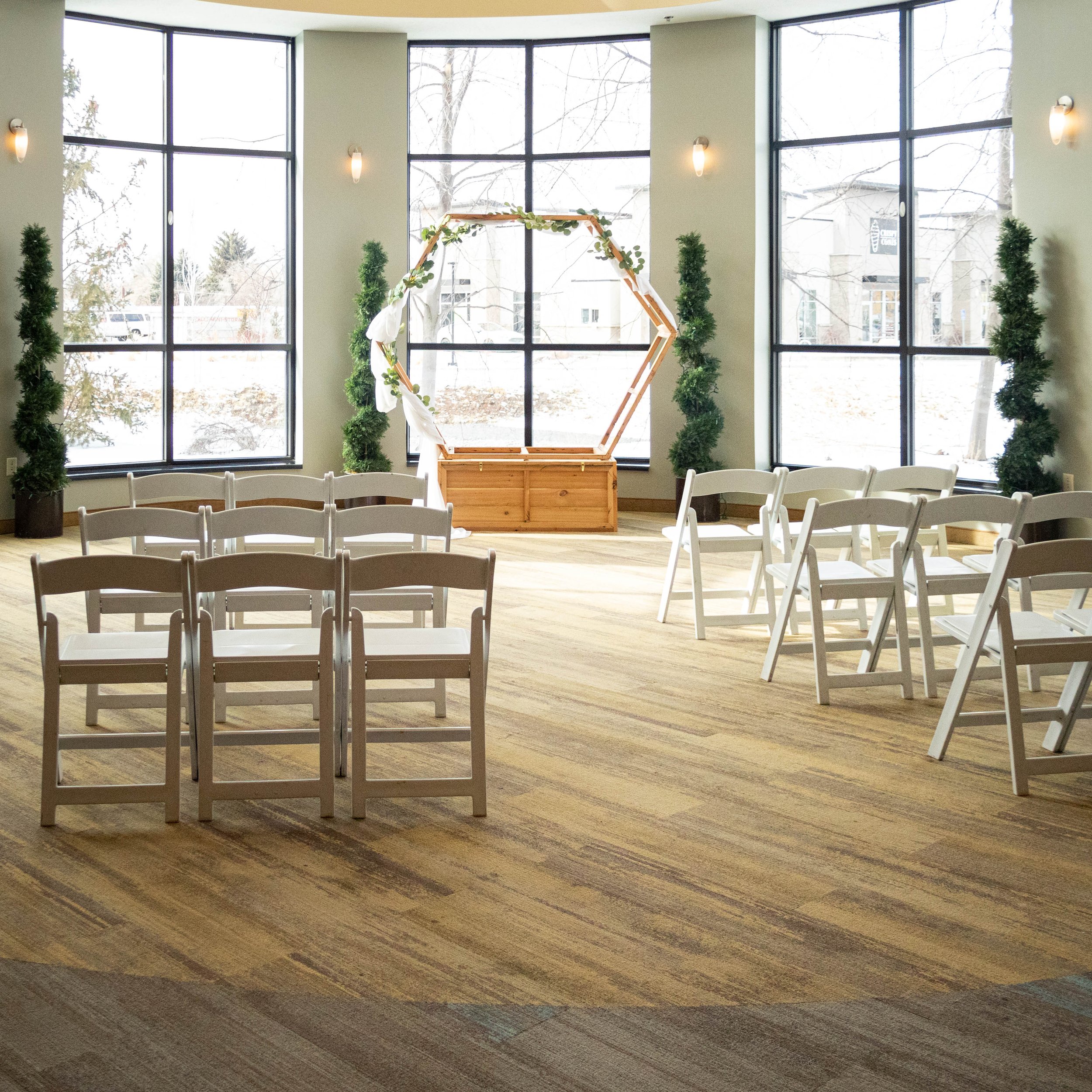 Poplar-small wedding ceremony set up-sqr-0129.jpg