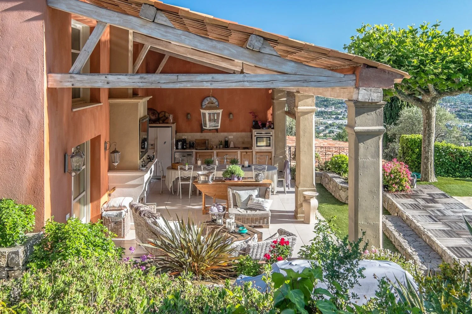 Stay One Degree Villa in the French Riviera.