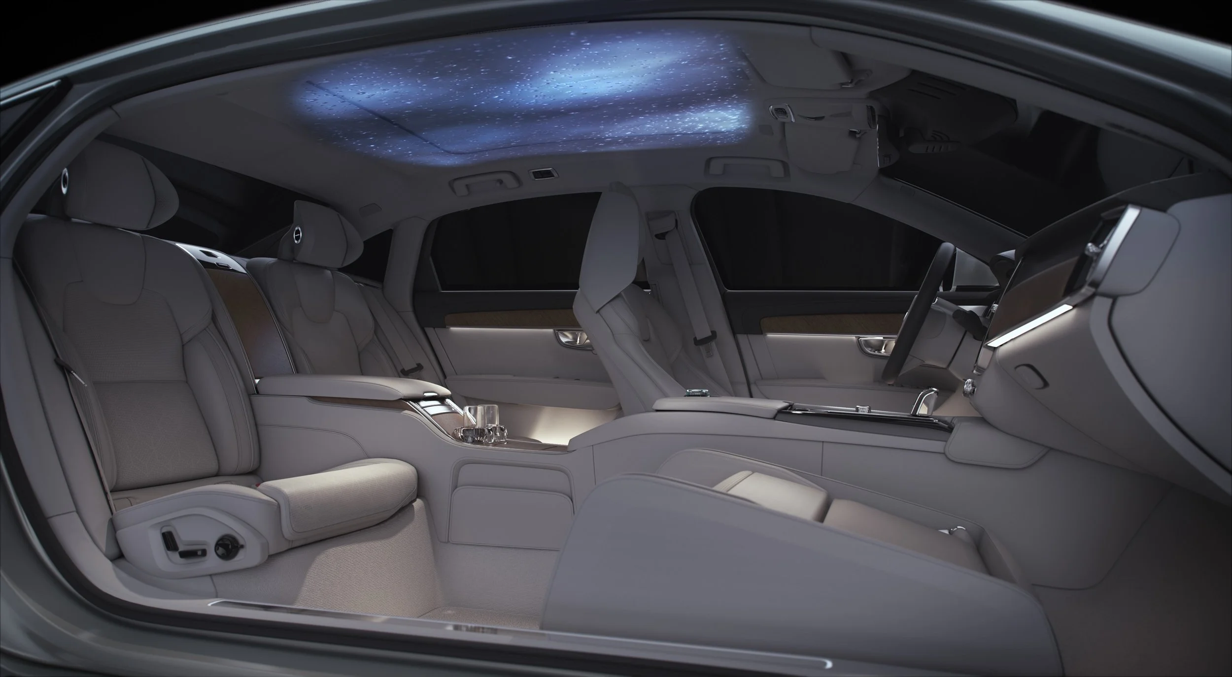 VOLVO'S THRILLING S90 AMBIENCE CONCEPT, REDEFINING IN-CAR LUXURY