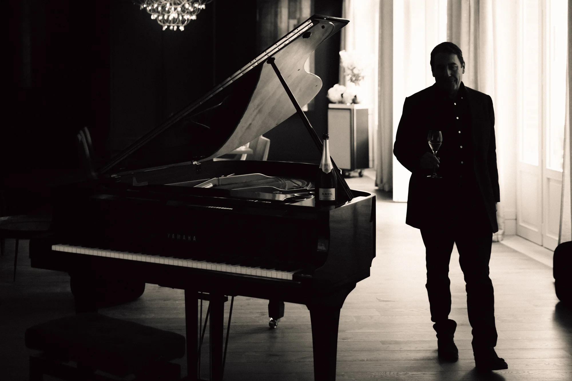 ‘ Tracks on Tracks ’ will follow a succession of KRUG Encounters which all have music, KRUG Champagne and incredible food at their heart. 
