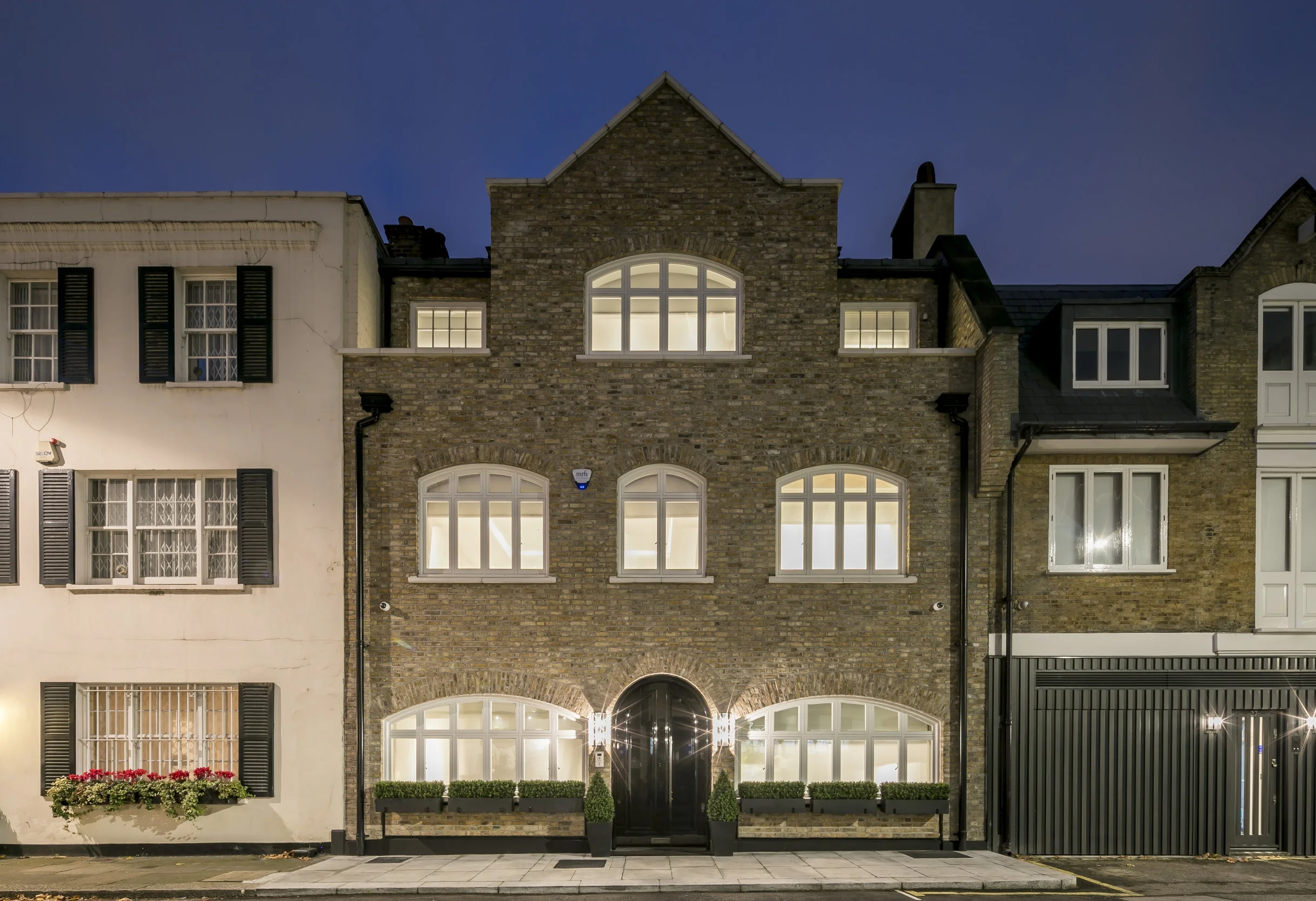 KNIGHT FRANK LUXURY RESIDENTIAL PROPERTIES FOR SALE IN MAYFAIR 