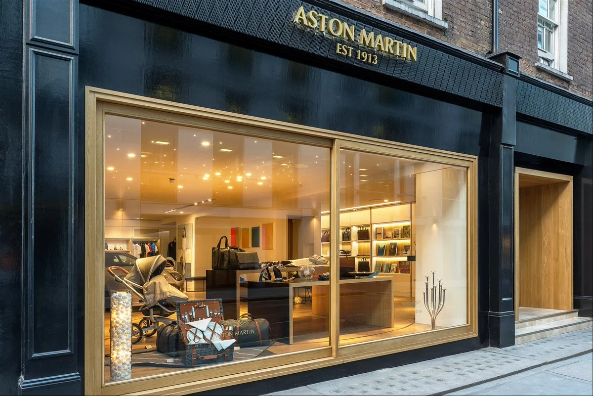 ASTON MARTIN WORKS HERITAGE SHOWROOM OPENS IN LONDON’S MAYFAIR