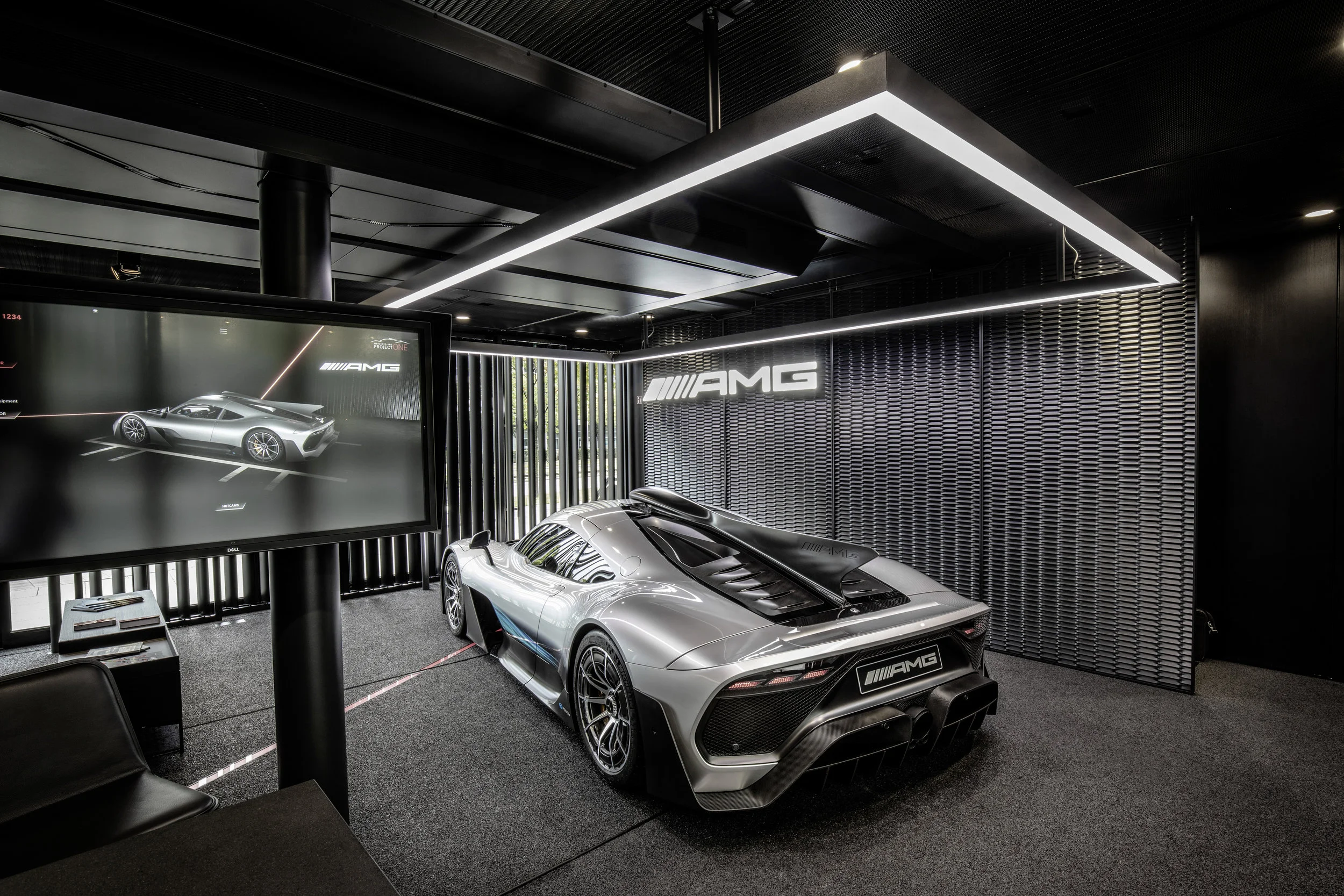NAME CHOSEN FOR EXCLUSIVE PRODUCTION HYPERCAR: MERCEDES-AMG ONE