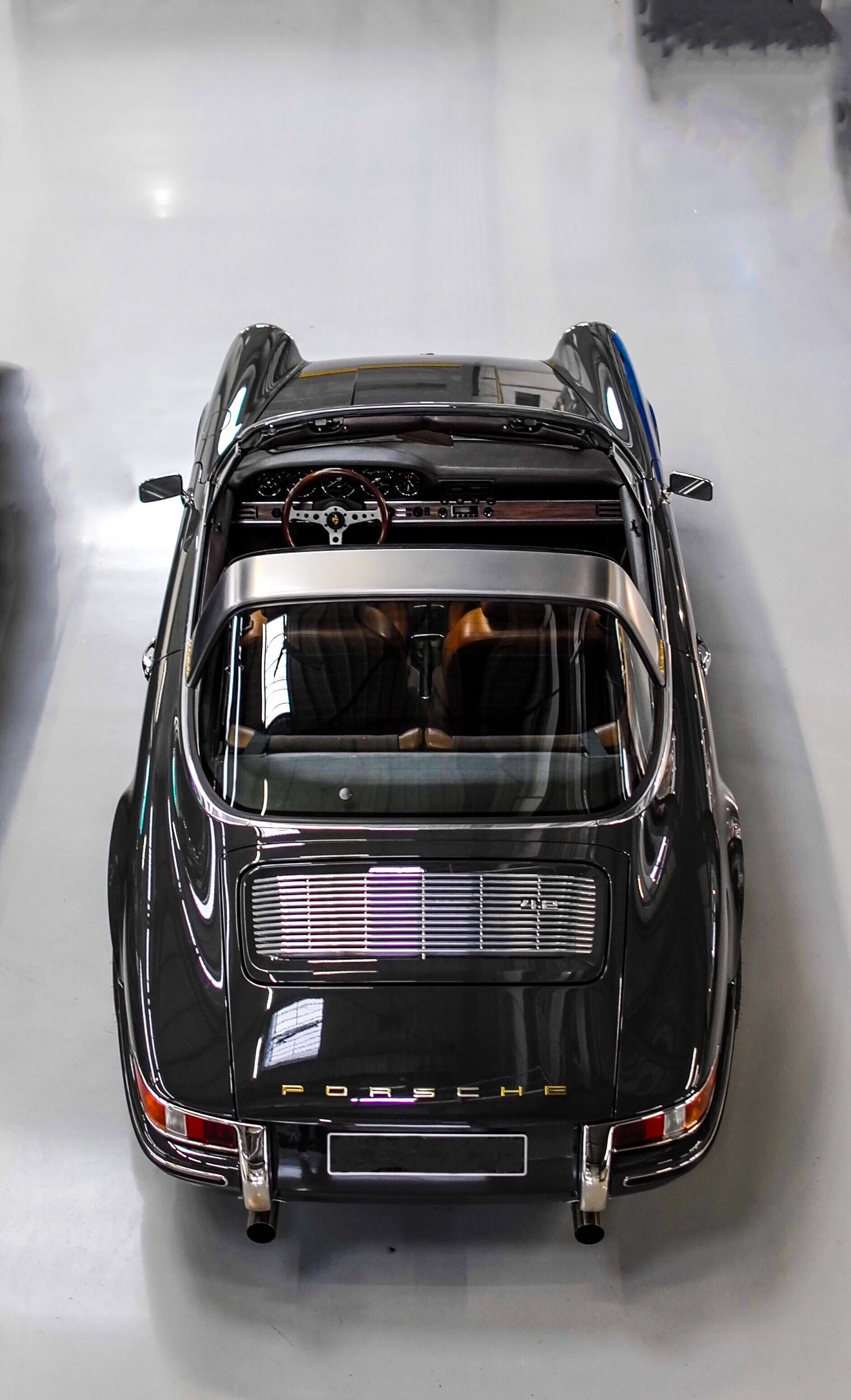 SALON PRIVÉ CONFIRMS ITS 3RD UK DEBUT WITH THE ATELIERS DIVA TARGA