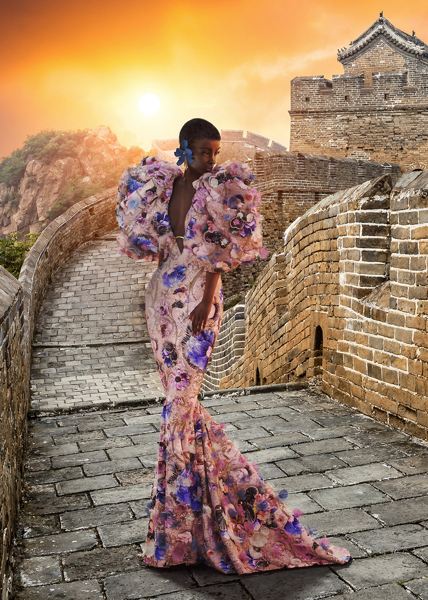 Ralph & Russo - Look 6 - Avatar & Great Wall of China Crop.jpg