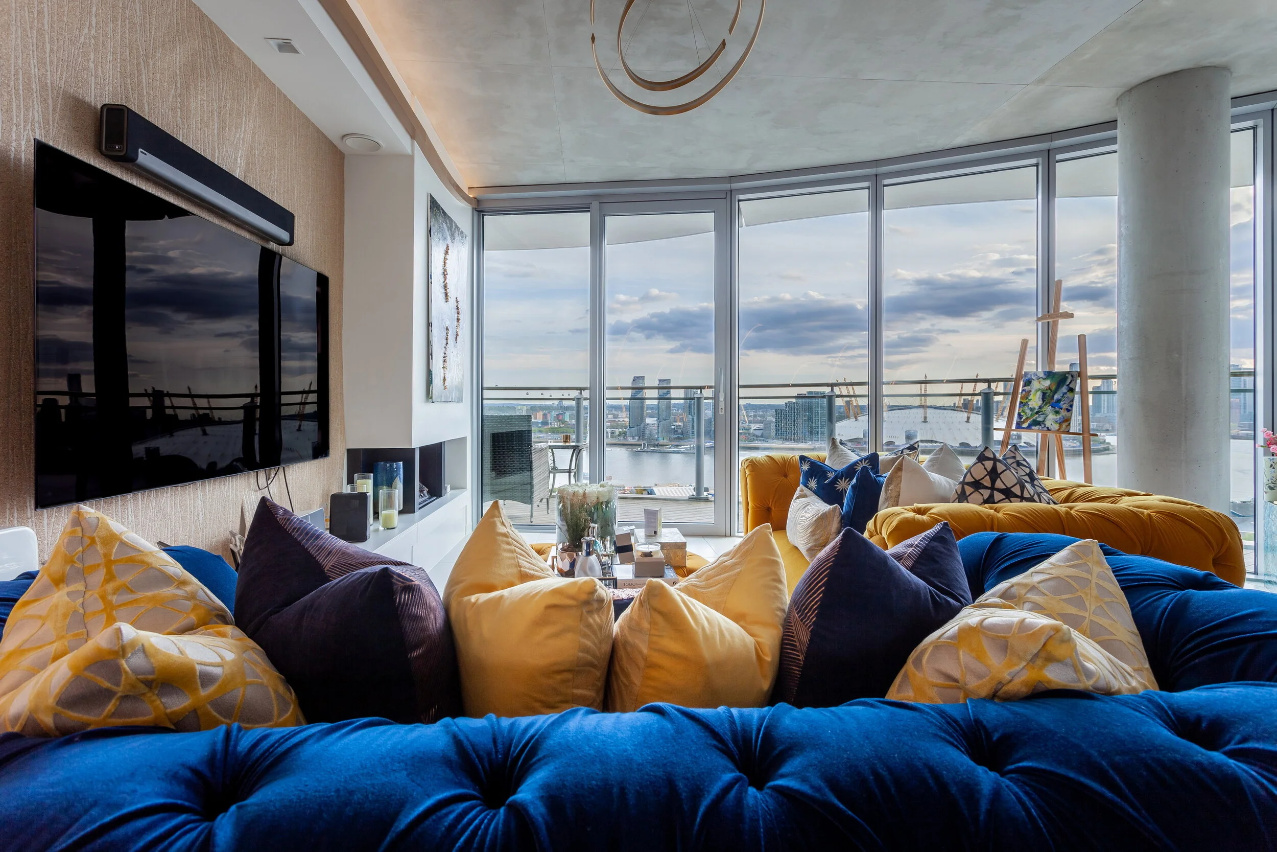 The Hoola Apartment designed by Debbie Flevotomou Architects. Image credit: Dariusz Boron