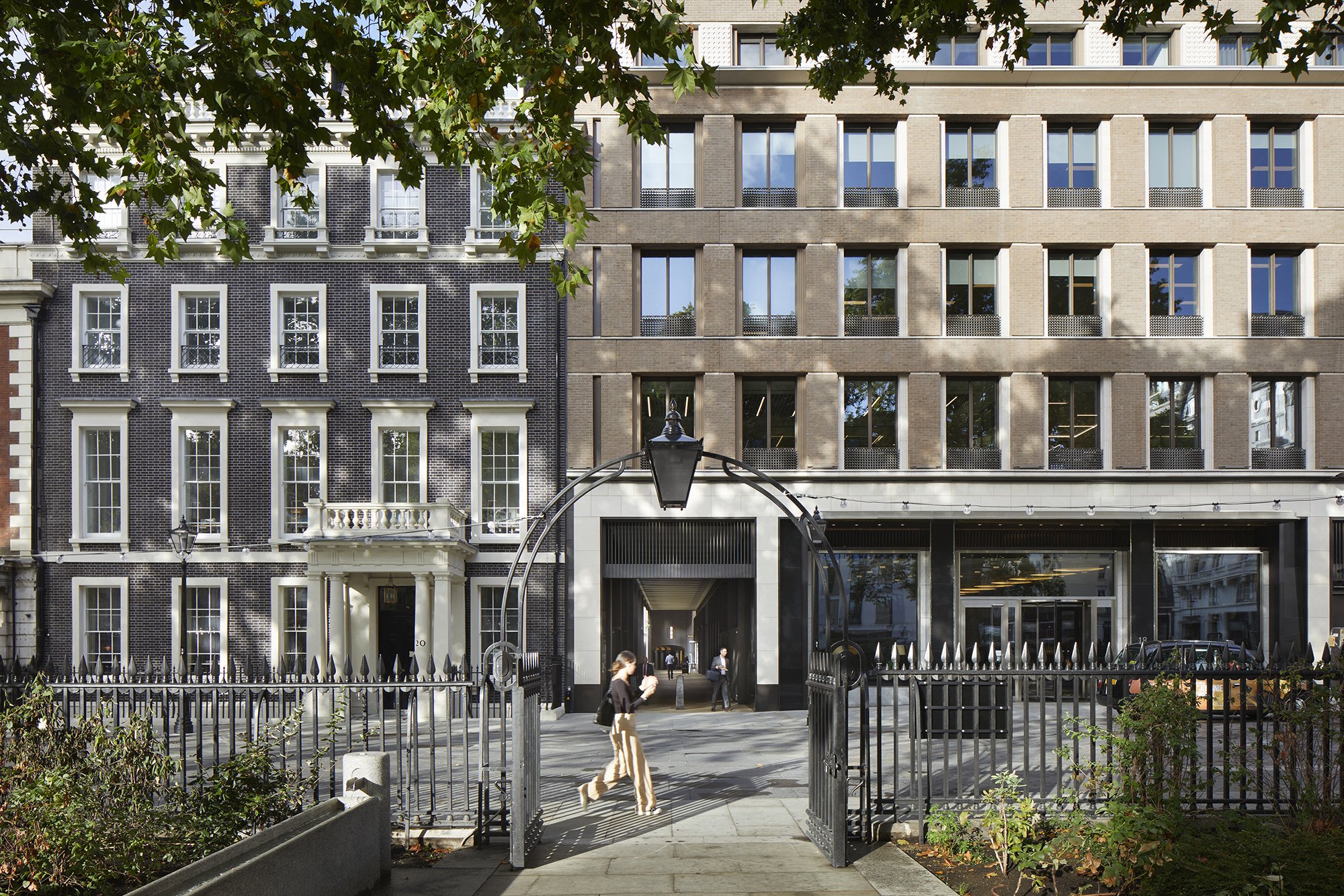 MAYFAIR'S FIRST GARDEN SQUARE: HANOVER SQUARE'S TRANSFORMATION