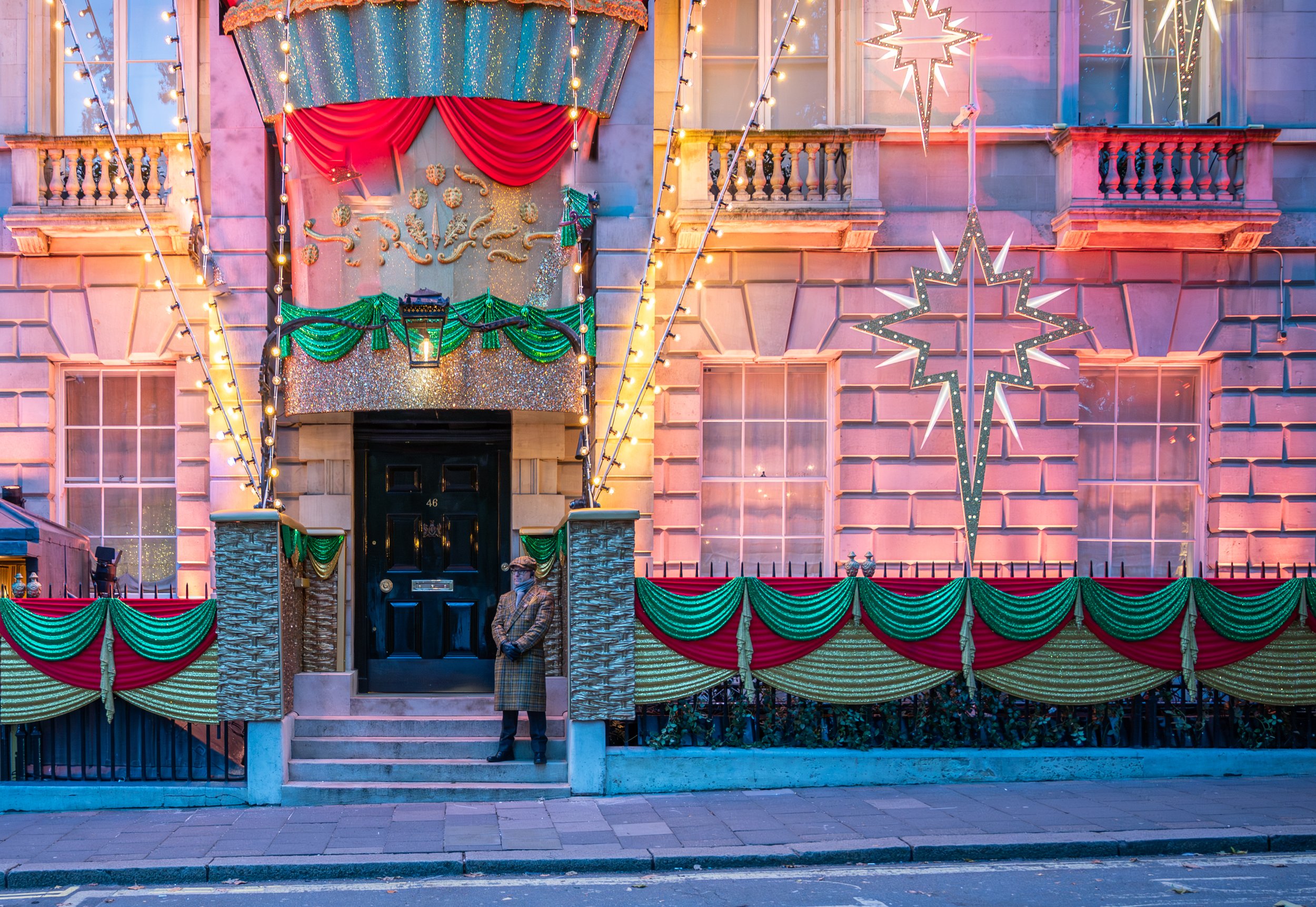 Annabel_s x The Caring Family Foundation Holiday Facade 2023.jpg