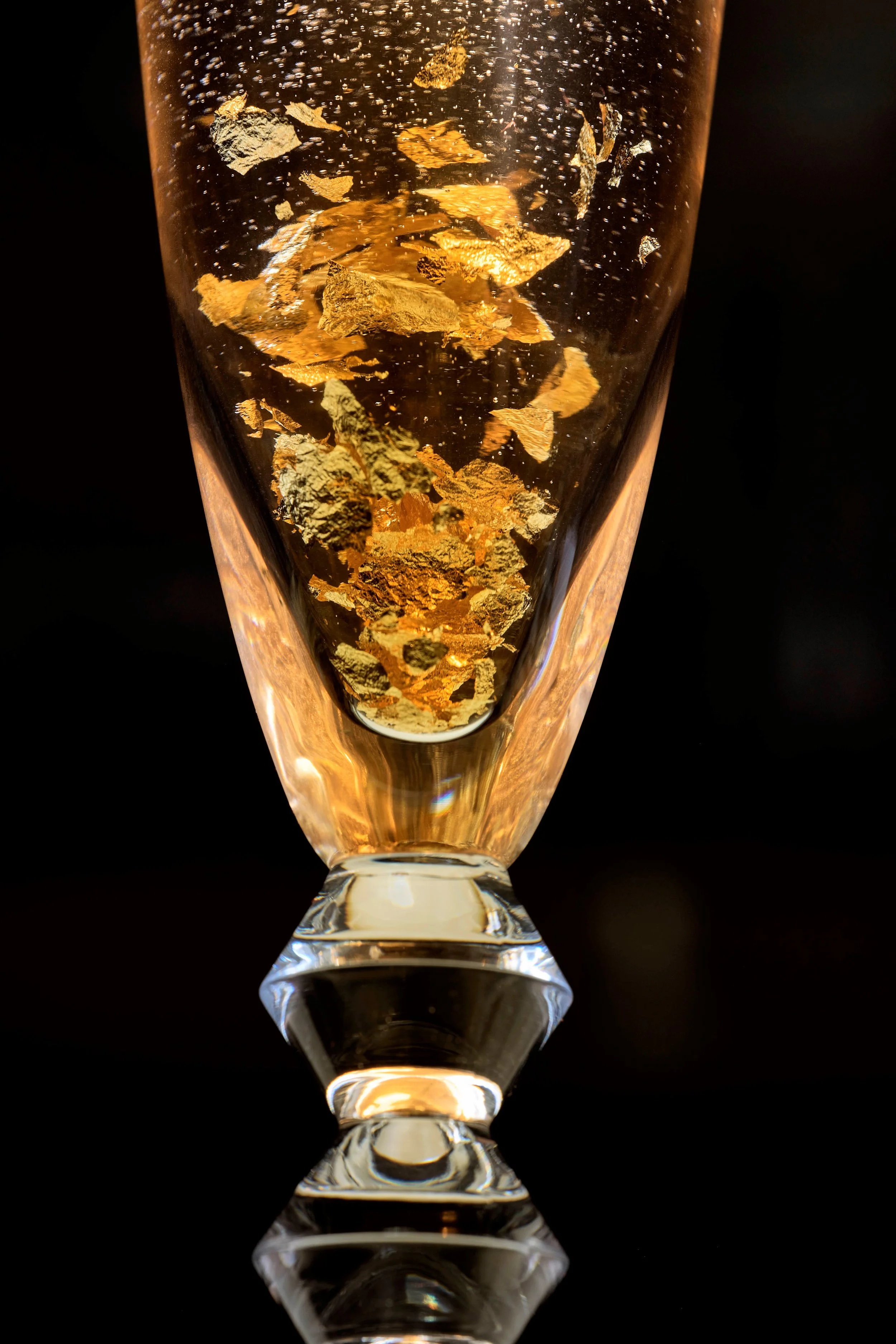 MAYFAIR'S MOST DECADENT COCKTAIL: THE MAVEN OF MAYFAIR, AT REVERY BAR