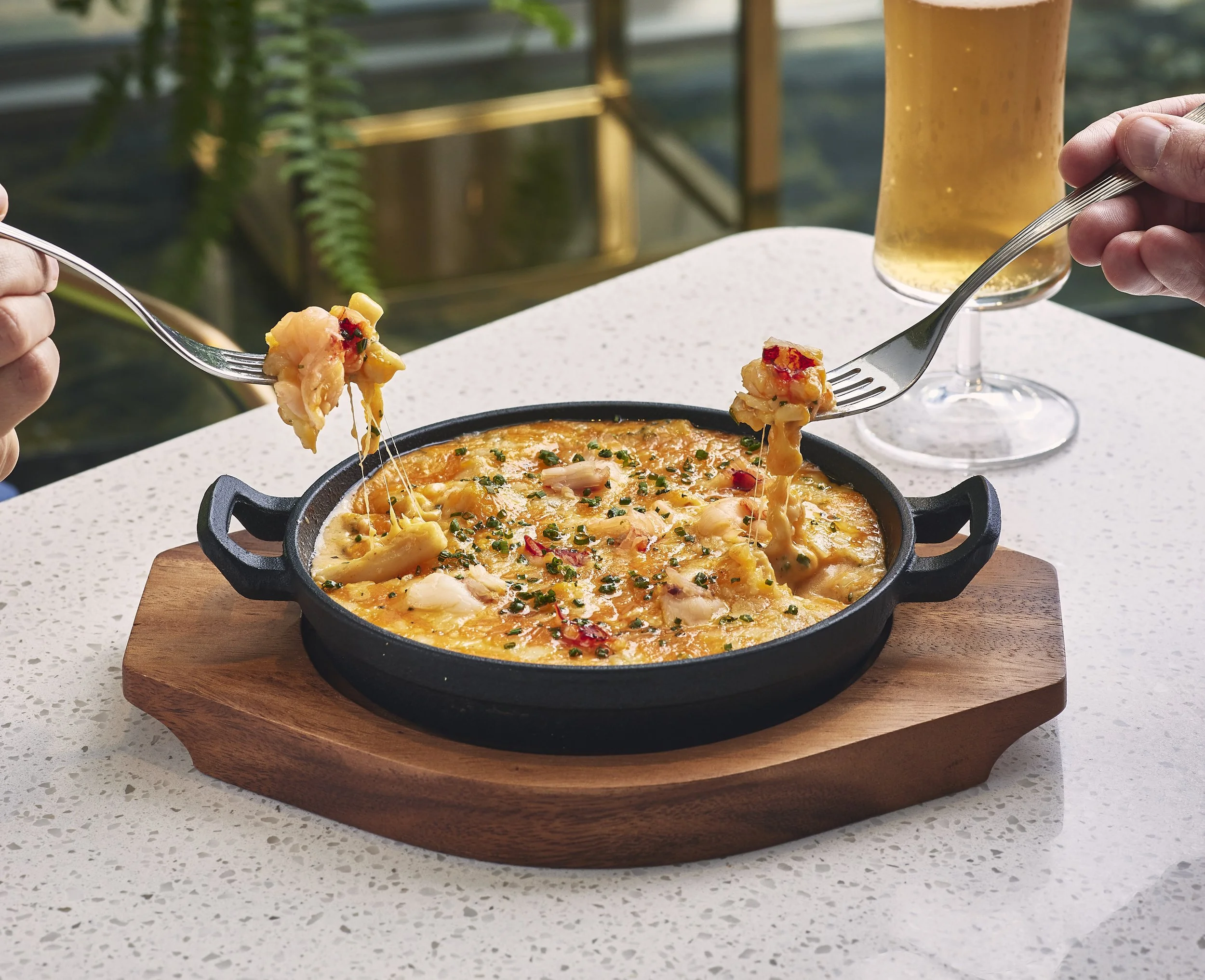 Lobster mac'n'cheese, mild chilli spice.jpg