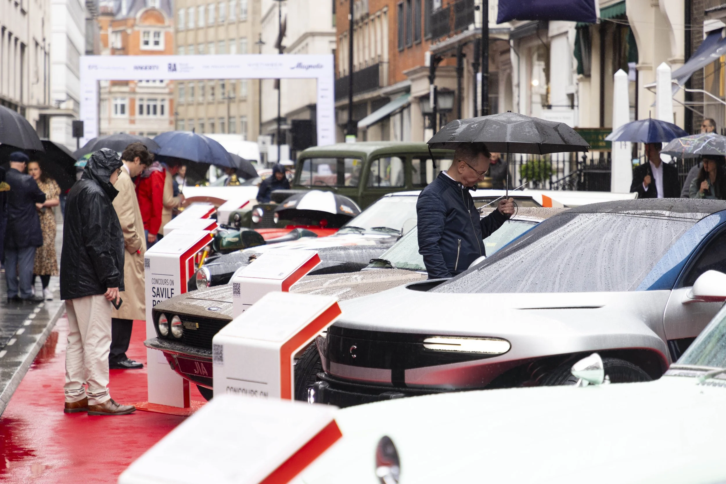 Concours on Savile Row - David Parry PA - 16.jpg