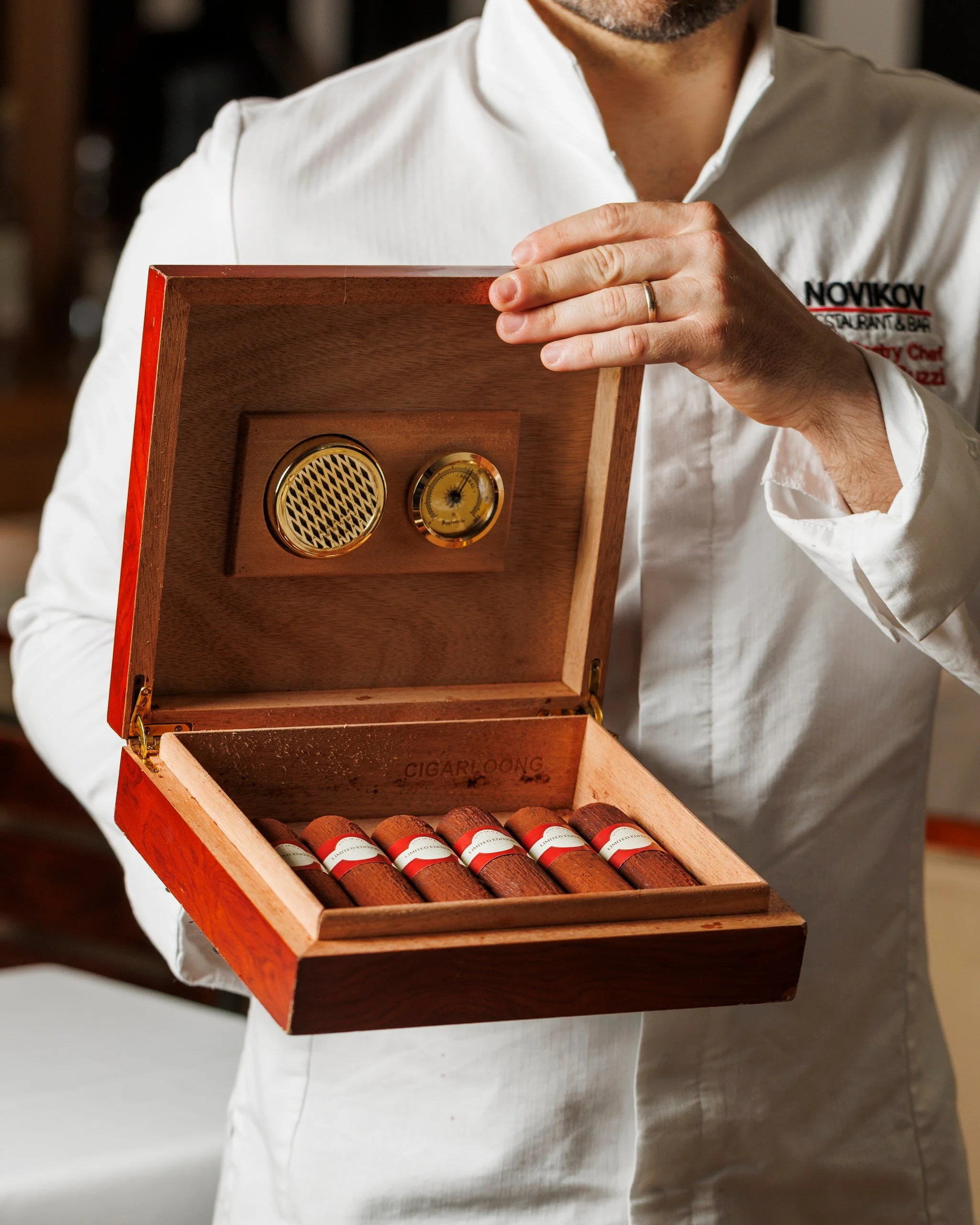 CELEBRATE FATHER'S DAY AT NOVIKOV WITH A LIMITED EDITION CHOCOLATE CIGAR