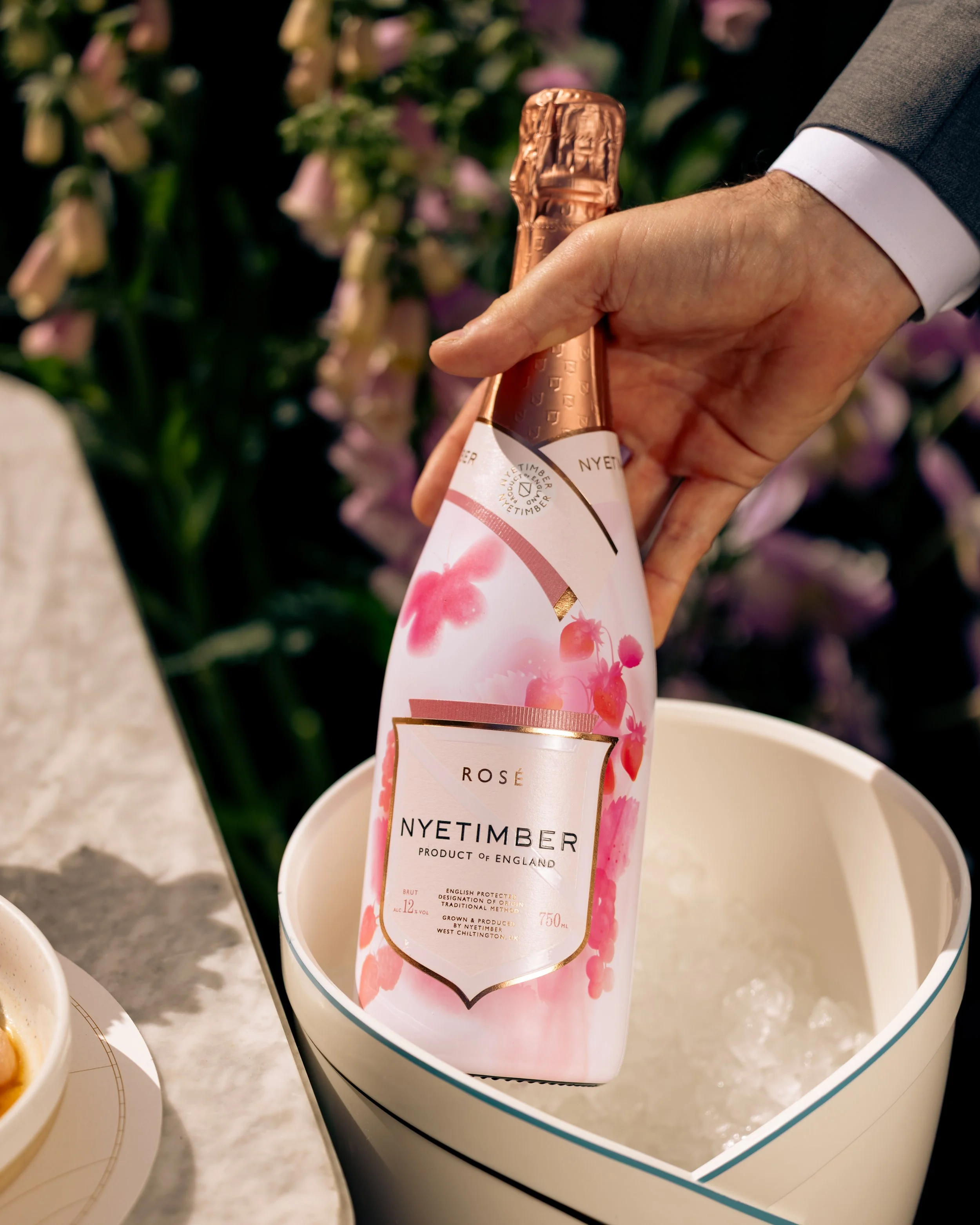34 MAYFAIR &amp; NYETIMBER'S 'SPARKLING MAYFAIR SUMMER' ON SOUTH AUDLEY STREET