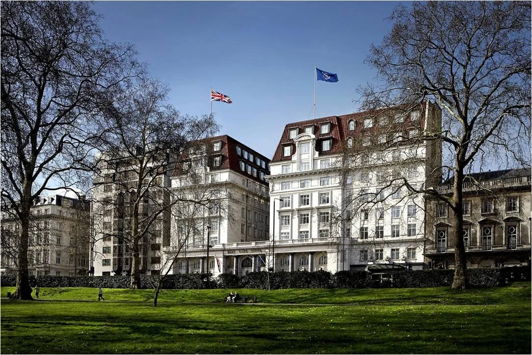 Exterior_Hotel.jpg