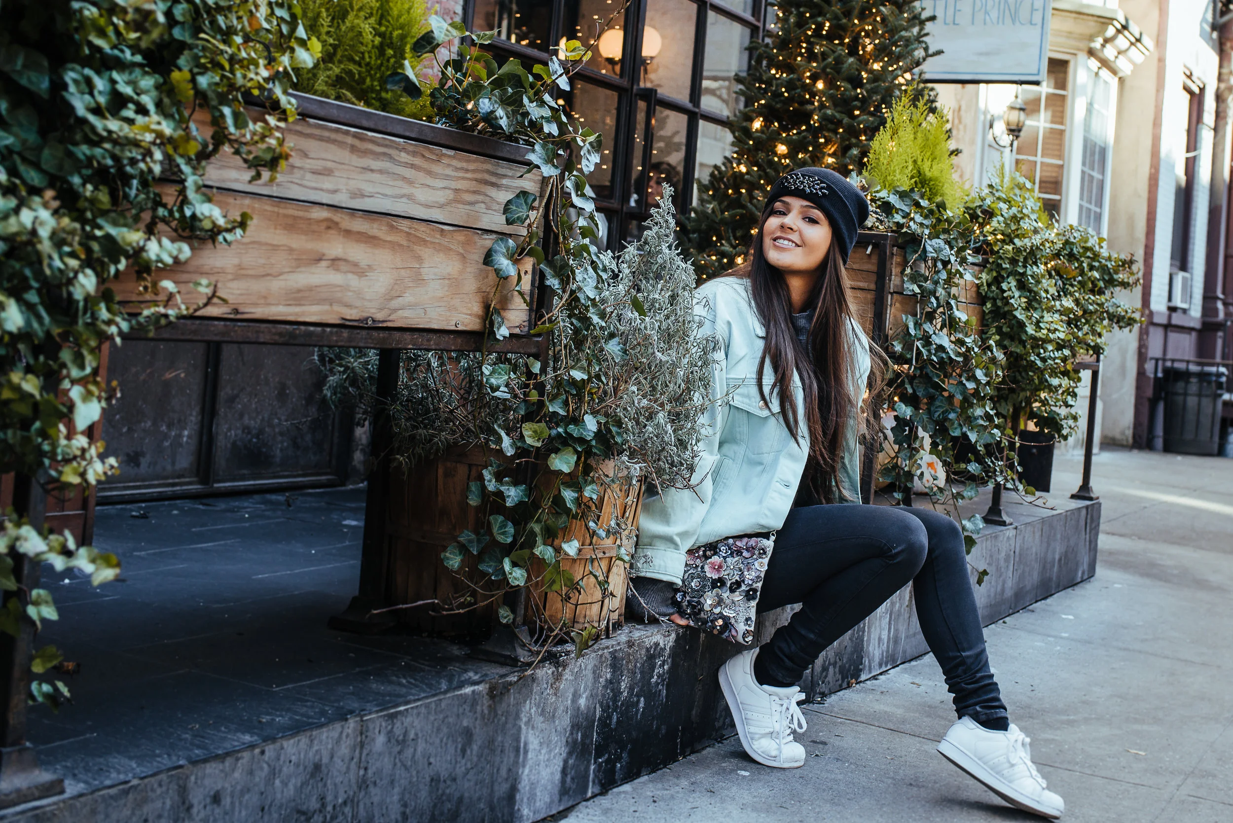 0002 Gabriela Loewe - FnM - High Resolution.jpg