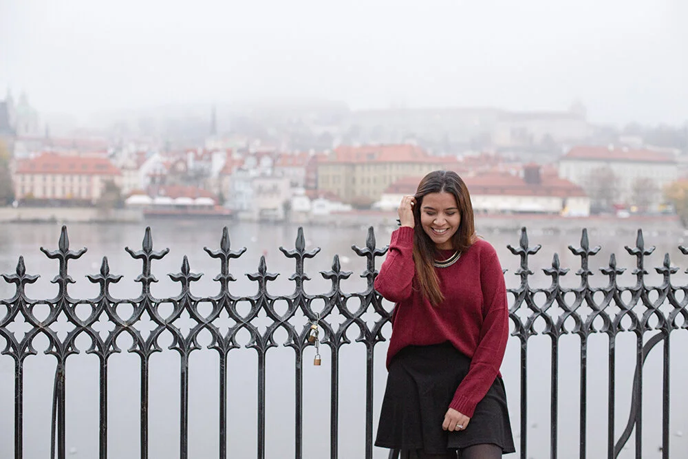 Martha em Praga. Foto da Rosa do Fotos na Mala.