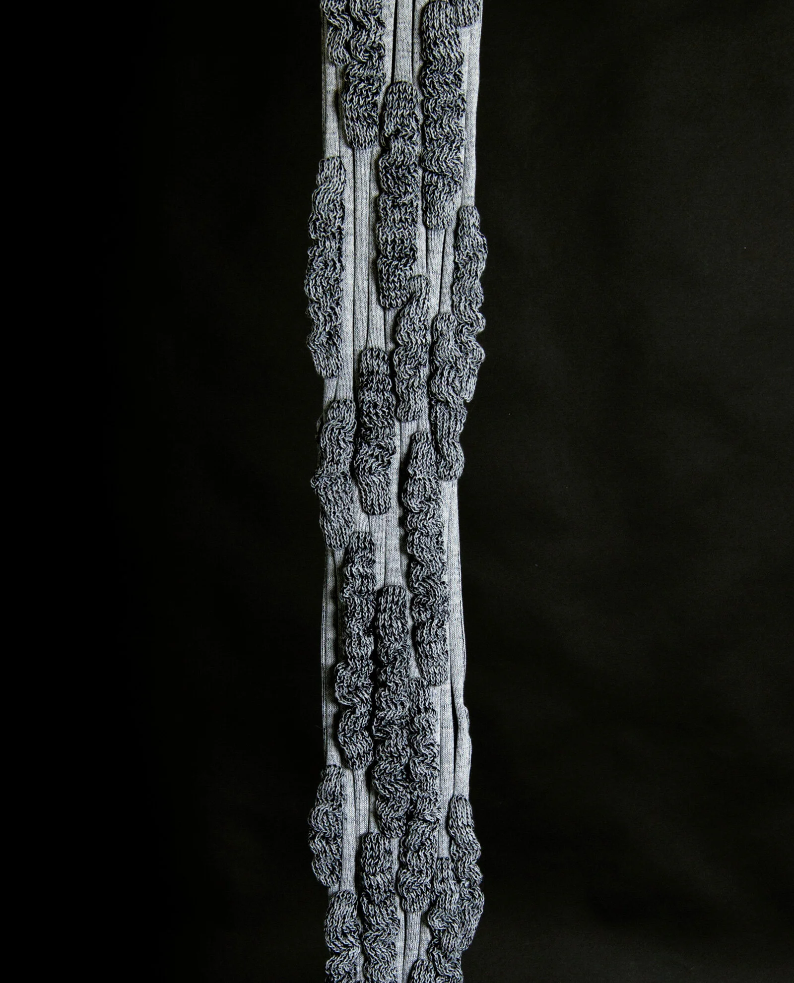 LouiseChristiansson_experimentalknit2.jpg