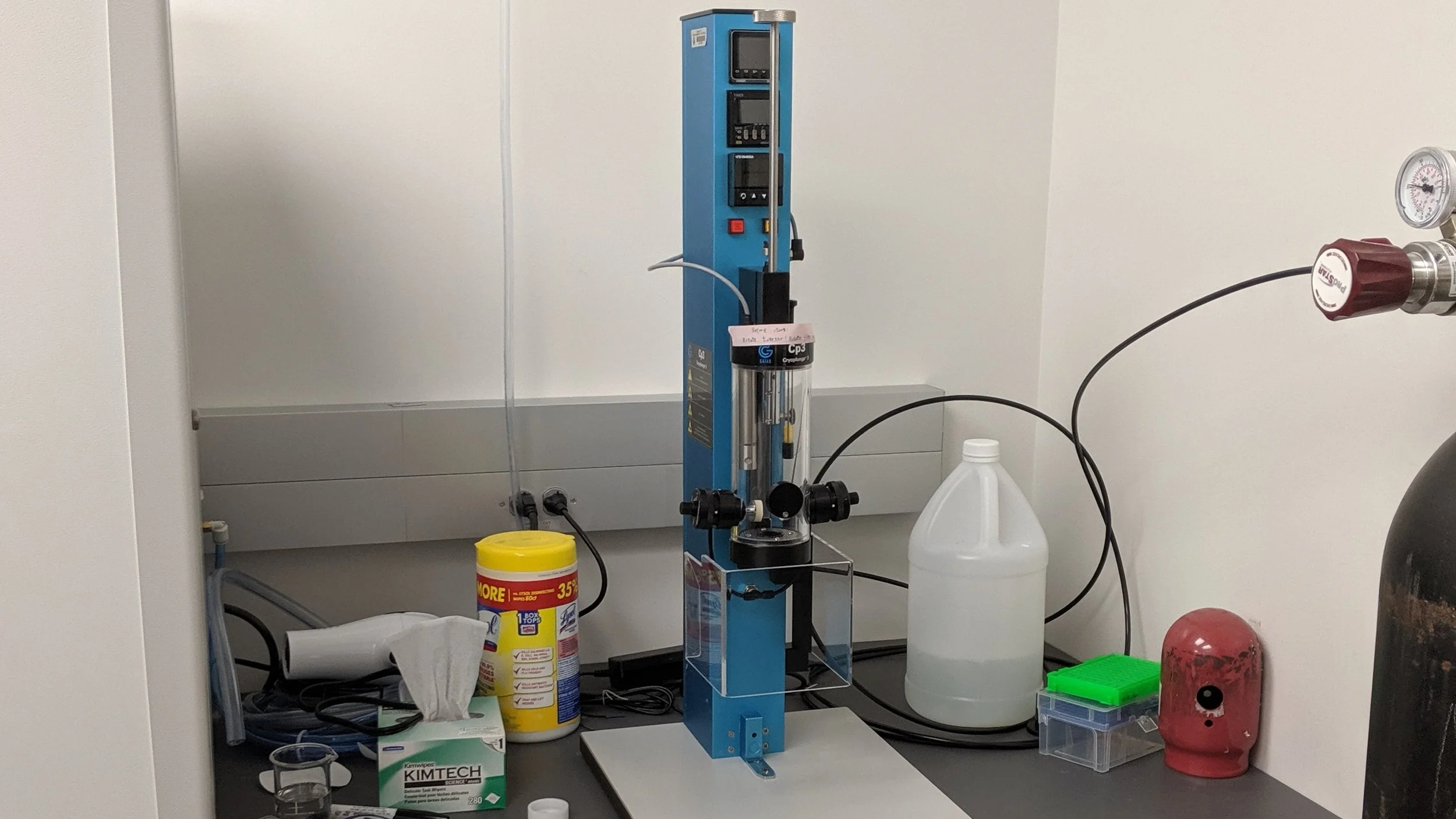 BSL-2 Cell Culture Room