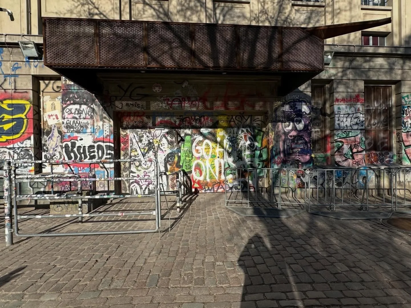 What an EPIC night at @berghain.panorama - HOLY SMOKE that sound system is legendary! And what and amazing audience! 👊🏾🙏🏾 @tanyatagaq @jeanmartinbarnyard @b_e_r_g_h_a_i_n @berghainlinelive @berghainlovers