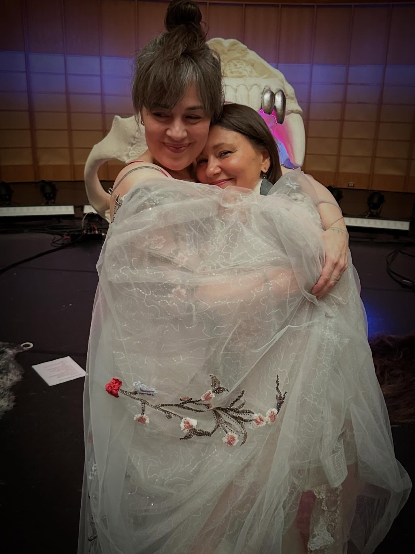 Split Tooth is about to launch 👊🏾
@tanyatagaq @jeanmartinbarnyard @kanezaschaal @naia_ugh_fuck @celinakalluk @pangniq @sillathroatsingers @radwanghazimoumneh @chancentreubc #UBC #vancouver #FelipeUgarte