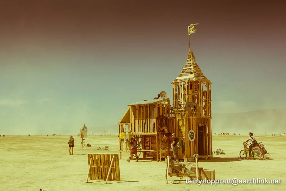 thelastoutpost15.jpg