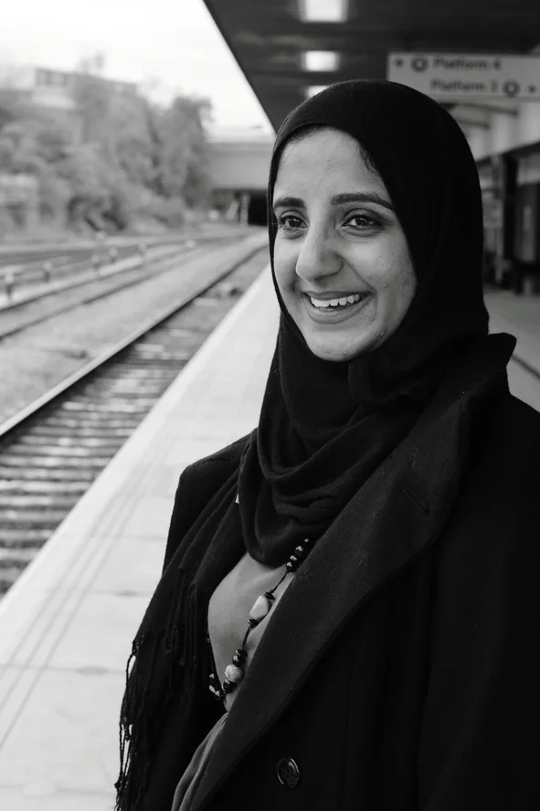 FARHANA SHAIKH Farhana Shaikh is a writer and publisher born in Leicester. She edits The Asian Writer , an online magazine championing Asian literature and runs the small press Dahlia Publishing which publishes regional and diverse writing. Farhana hosts the popular Writers Meet Up Leicester as well as Leicester Writes Festival of New Writing. In 2017, she won Travelex & Penguin’s The Next Great Travel Writer competition and is currently part of Curve’s Cultural Leadership programme.