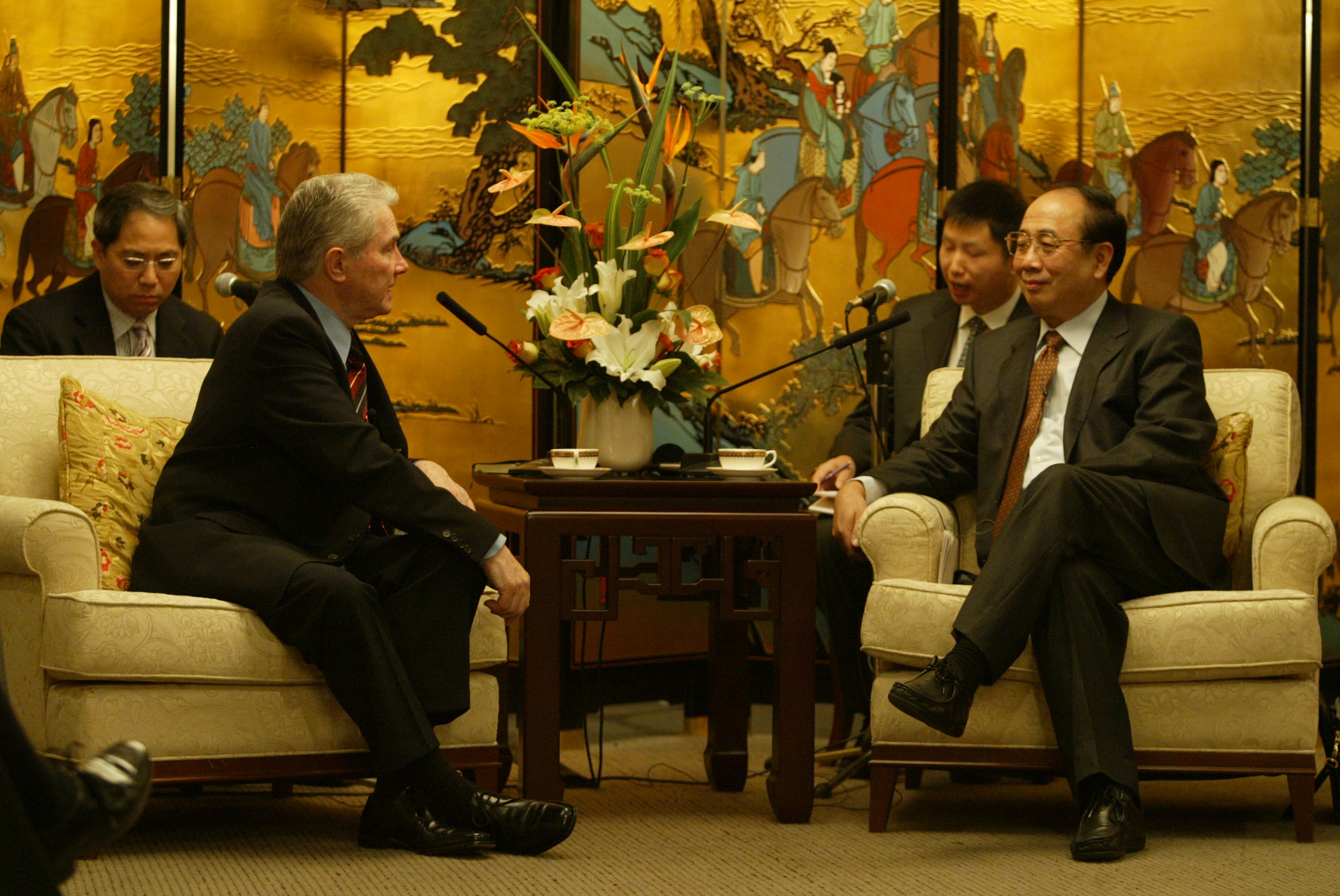 luis-palau-and-mr-zhao_44375753610_o.jpg