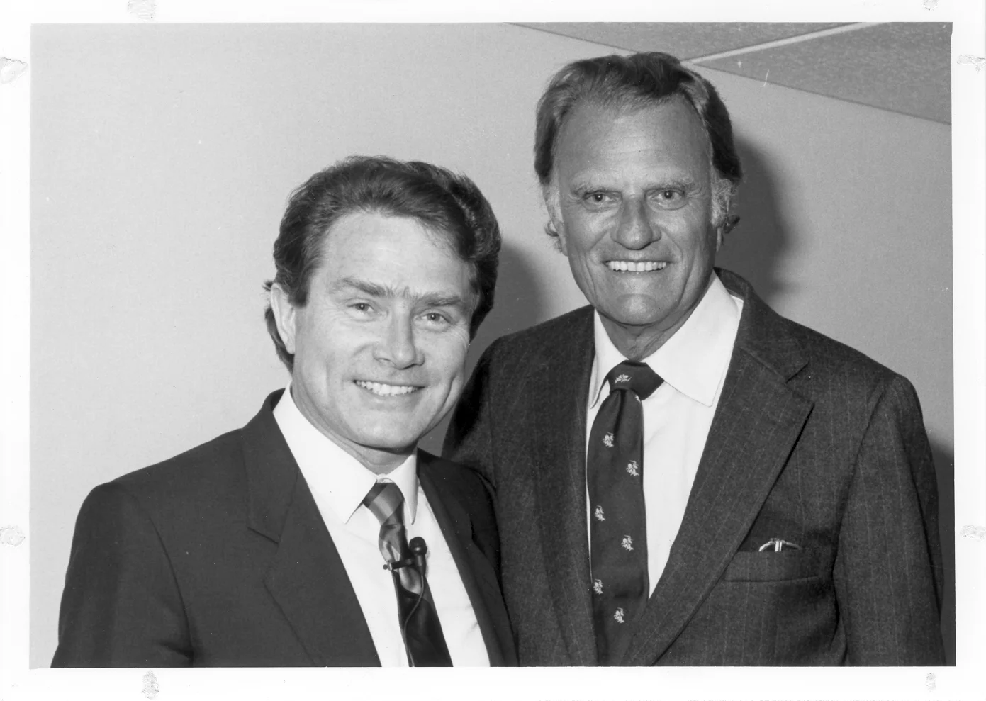 Luis and Billy Graham backstage during Mission to London.